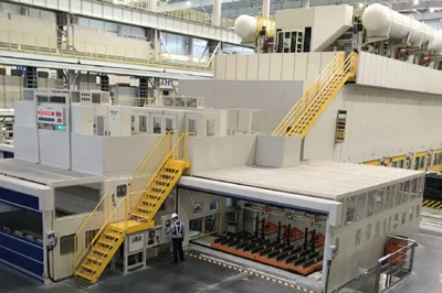 Cooperation with OYABE to delivered large-scale destacker to Wuhan Dongfeng Nissan 