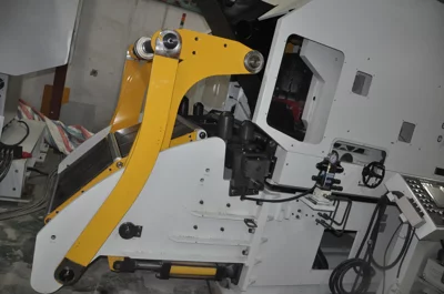 MAC6-H Material Entry Pressing Arm