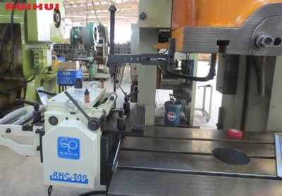 Alimentador de Bobina servo RNC