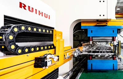 Manipulador tipo biela