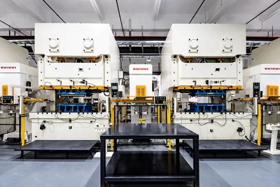 High-Speed Linear Transfer Robots Methods to Improve Cycle Time in Multi-Press Tandem Stamping Lines