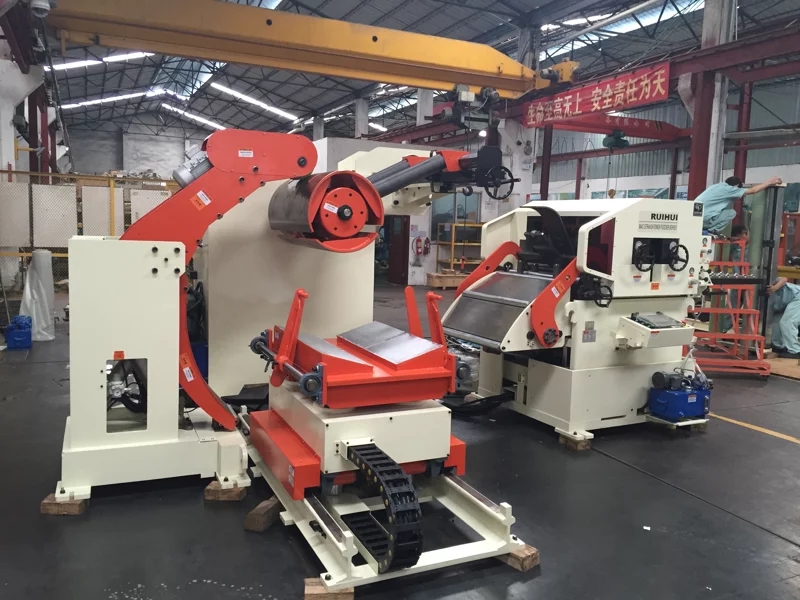 MAC4 NC Straightener Feeder