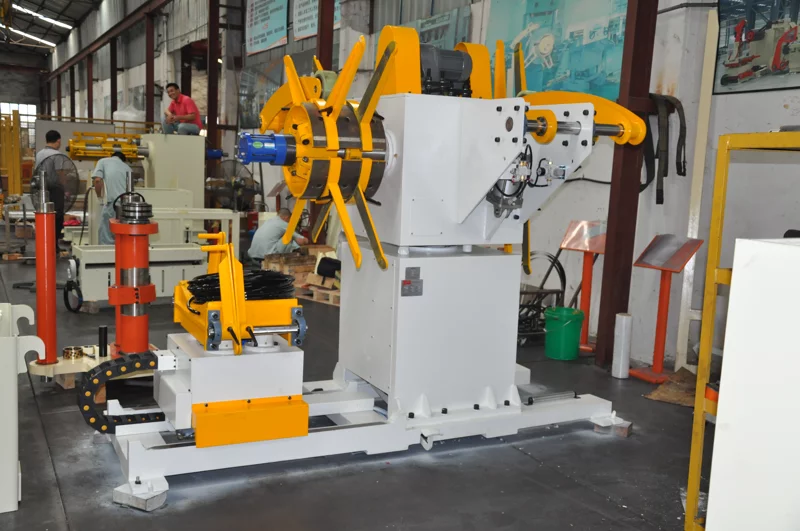 MEW Double-headed Decoiler