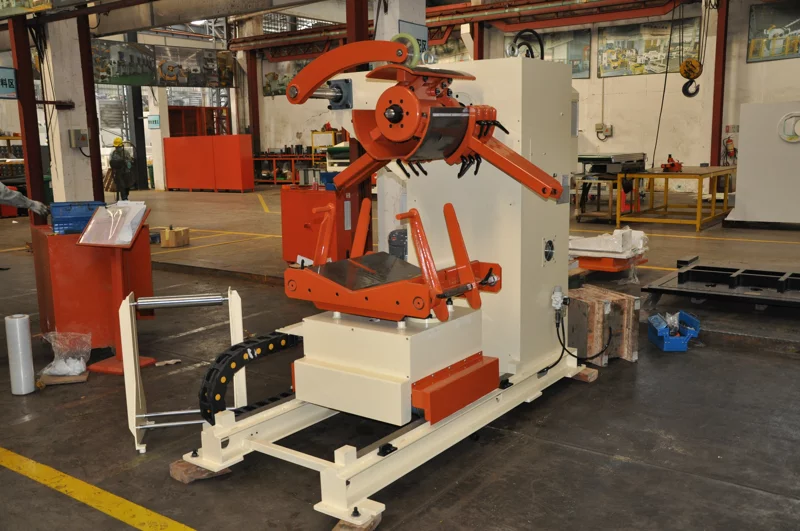 ME Heavy Duty Decoiler